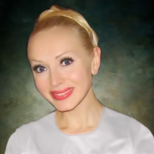 Veronica Greene Photo 24