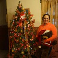 Thelma Robles Photo 5