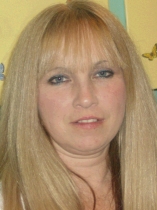 Elizabeth Warner Photo 49