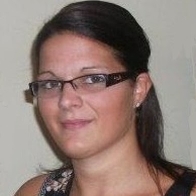 Amie Plummer Photo 10
