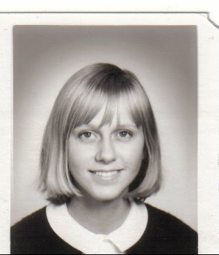 Rebecca Nicholson Photo 20