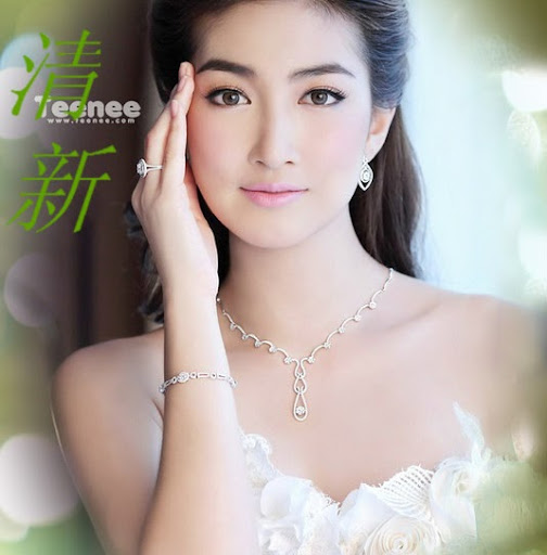 Linda Zhang Photo 15