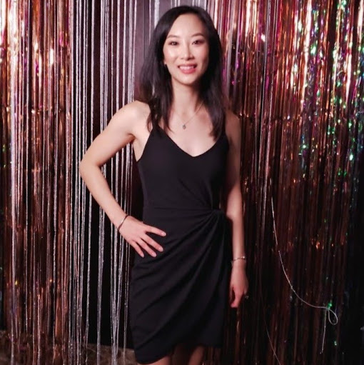 Jenny Cho Photo 27
