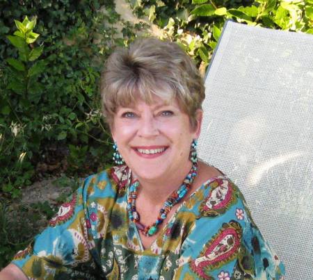 Nancy Hewitt Photo 12