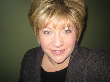 Elizabeth Haller Photo 5