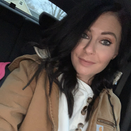 Sarah Daley Photo 28