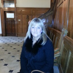 Lorraine Barrett Photo 31