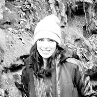 Andrea Rhodes Photo 29