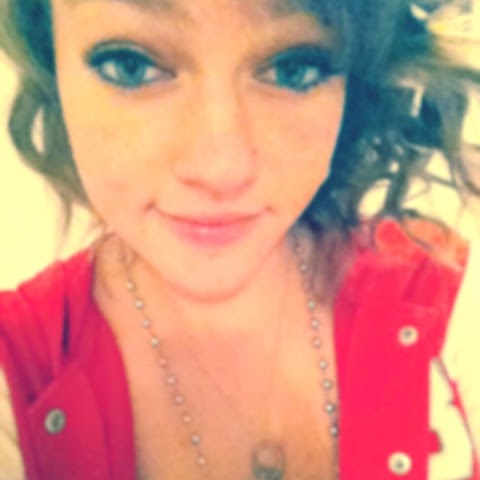 Brittany Blum Photo 7