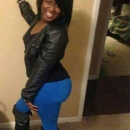 Tiffany Stevens Photo 11