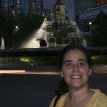 Lisa Burks Photo 24