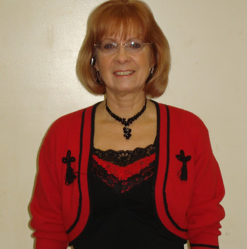Tricia Kelly Photo 11