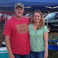 Vicki Holcomb Photo 15