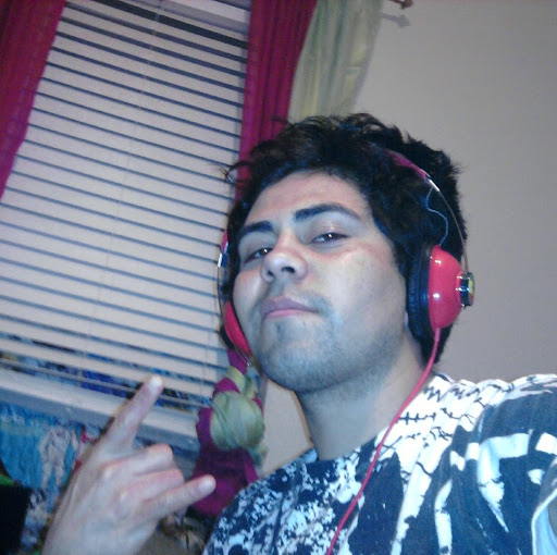 Efrain Santana Photo 7
