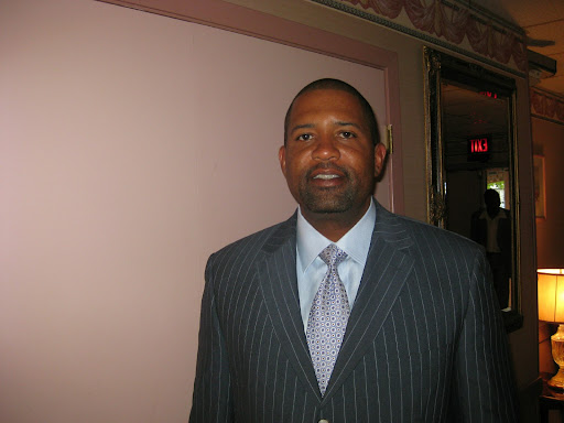 Clifton Davis Photo 35