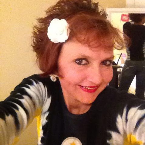 Jenny Cooper Photo 12
