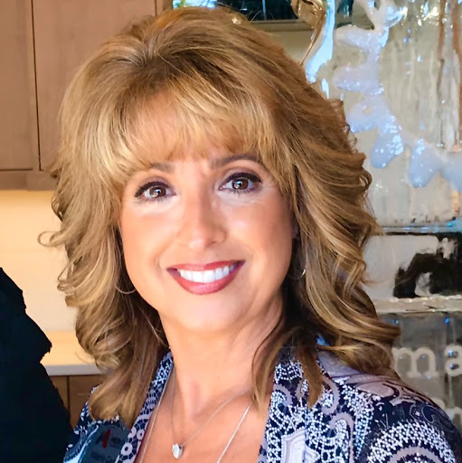 Valerie Garrett Photo 28