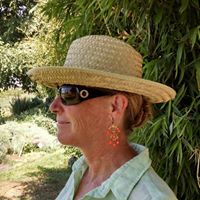 Ruth Wright Photo 28