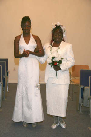 Joann Williams Photo 35