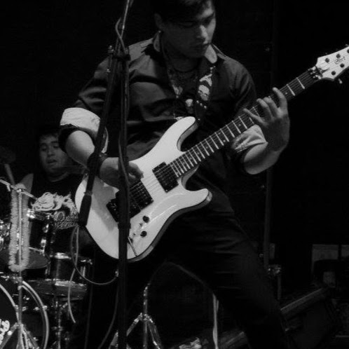 Erick Garcia Photo 33