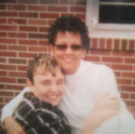 Shirley Edwards Photo 24