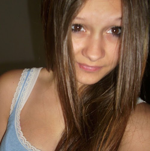 Michelle Brandenburg Photo 37