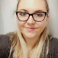 Sarah Cowan Photo 43