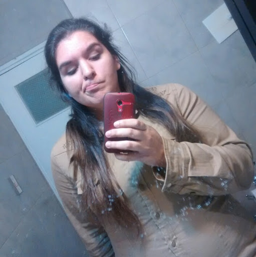 Lucia Garcia Photo 20
