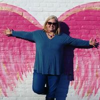 Dana Gordon Photo 40