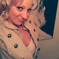 Erica Harris Photo 15
