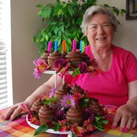Kathleen Sanders Photo 35