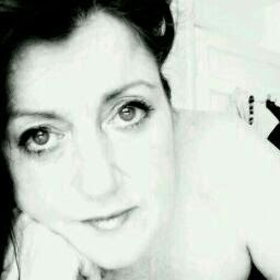 Paula Webb Photo 38