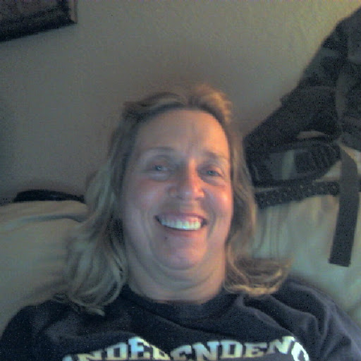 Vicki Levy Photo 8