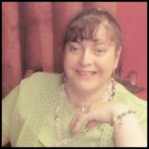 Veronica Bustos Photo 16