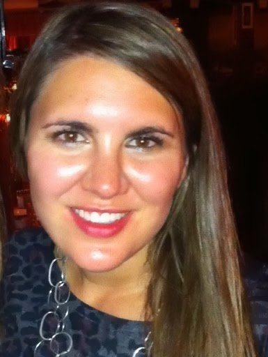 Laura Reardon Photo 26