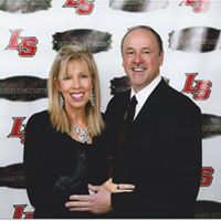 Mary Houser Photo 5