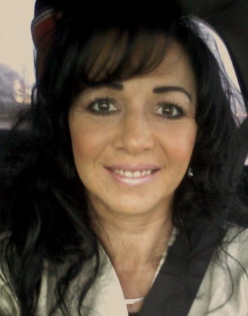 Carrie Adams Photo 24