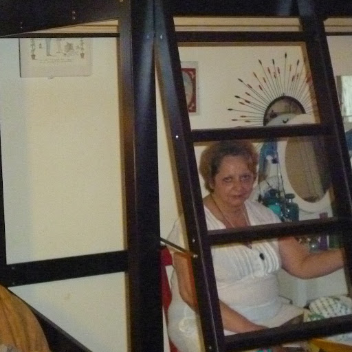 Christine Gauthier Photo 35