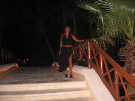 Brenda Powell Photo 26