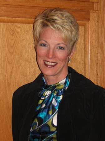 Stephanie Bates Photo 17