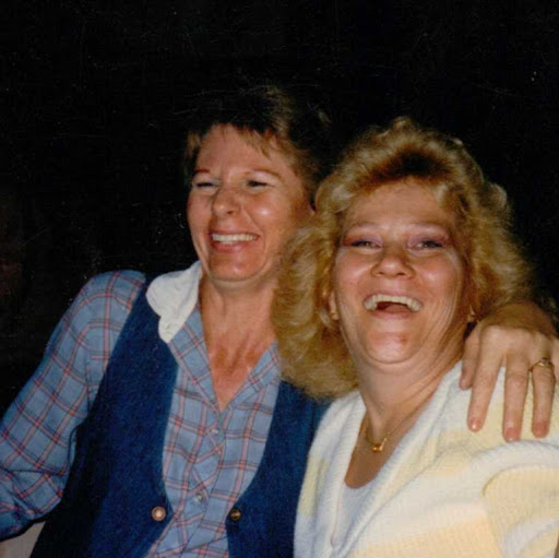 Betty Powers Photo 8