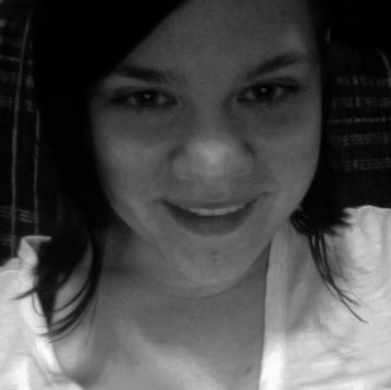 Amanda Warren Photo 2