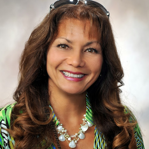 Darlene Ellis Photo 29