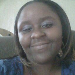 Candace Holmes Photo 13