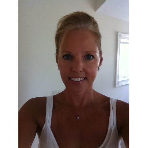 Denise Hendrickson Photo 34