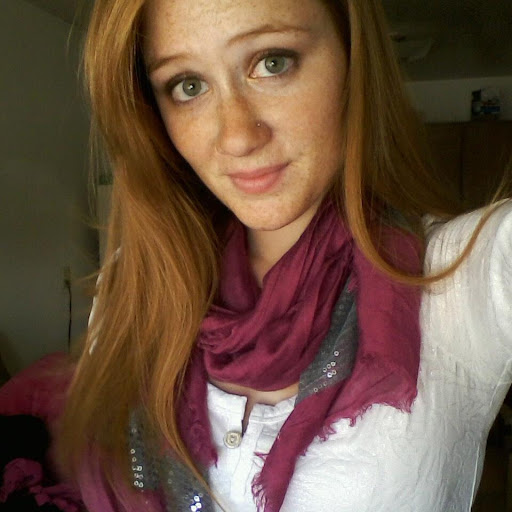 Chelsea Anderson Photo 32