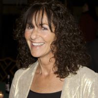 Tracey Berger Photo 12