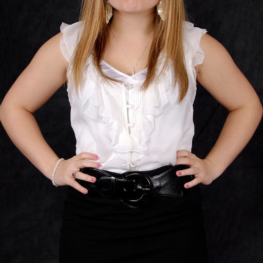 Danielle Poole Photo 21