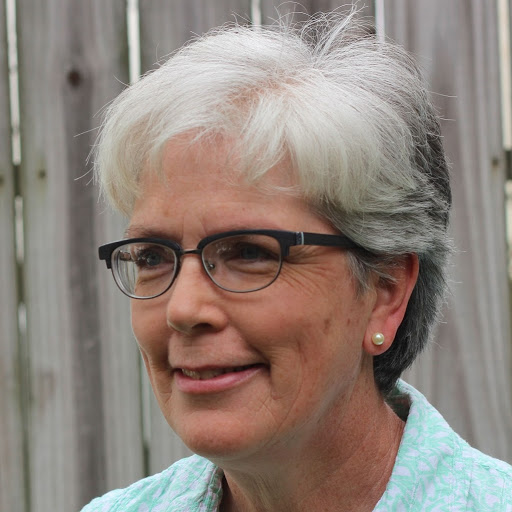 Phyllis Smith Photo 44