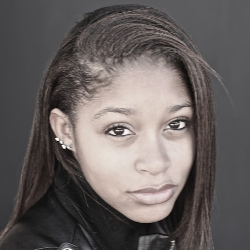 Nicole Simmons Photo 31